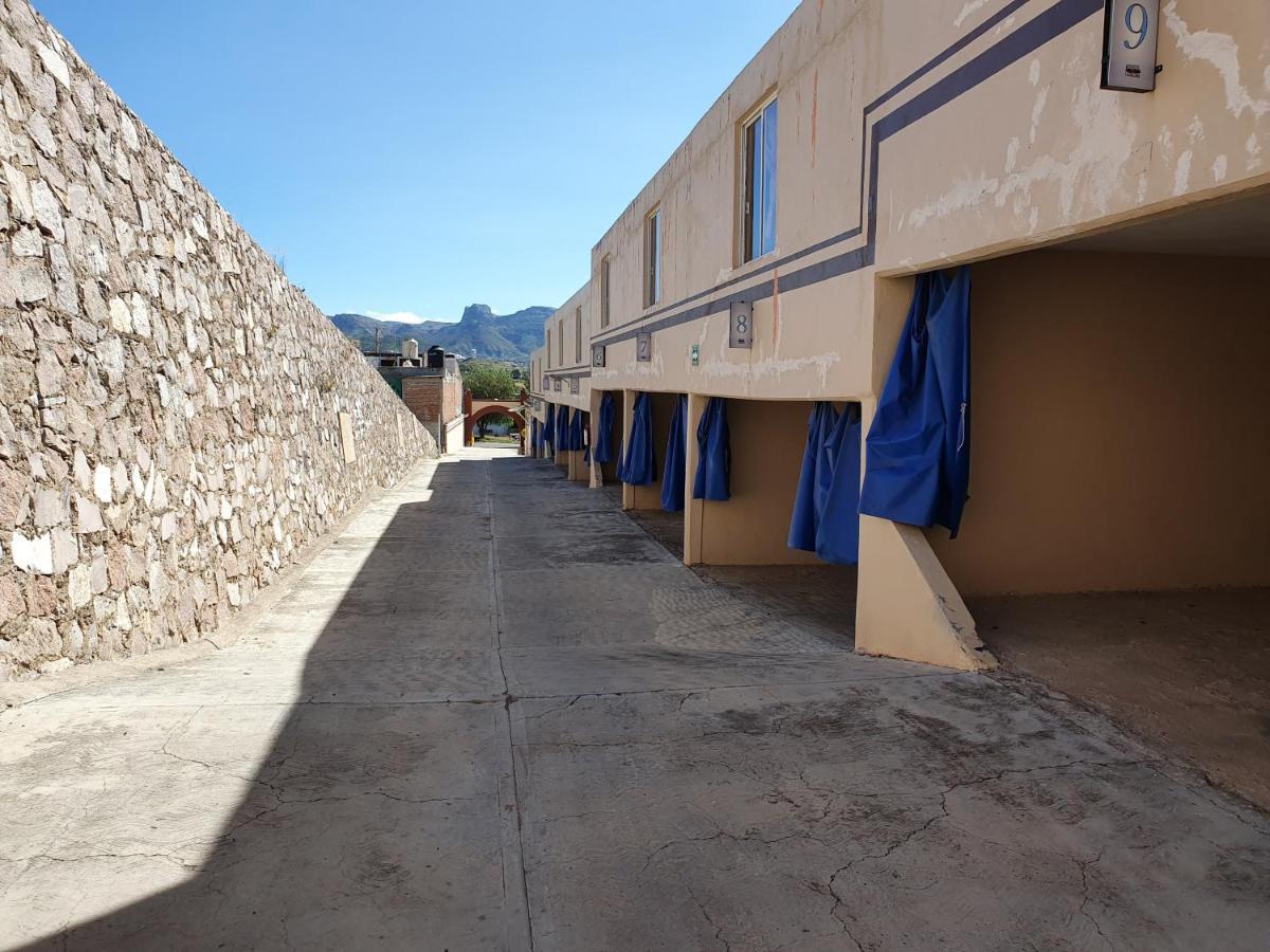 Auto Hotel Luz De Luna Guanajuato Zewnętrze zdjęcie